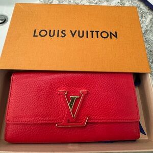 Louis Vuitton Red Capucines Taurillon Leather Vintage Wallet